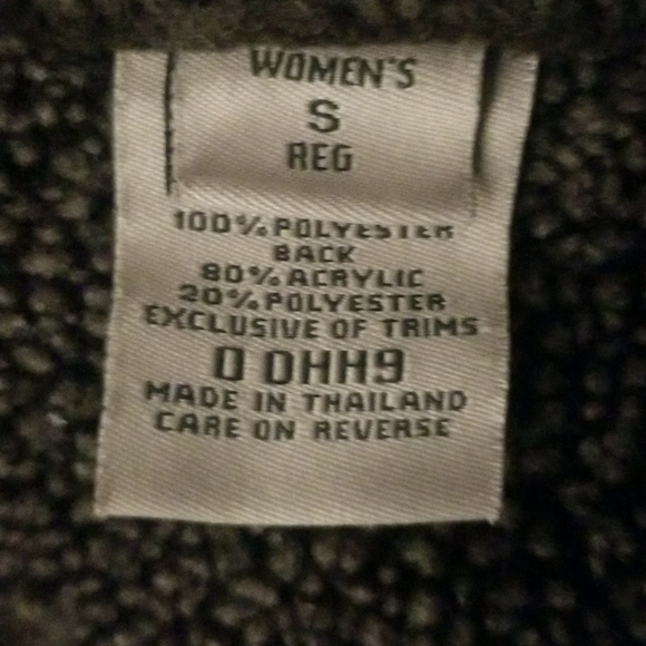 L.L.Bean faux suede/sherpa vest (darker brown photos are more color accurate) - Picture 8 of 8